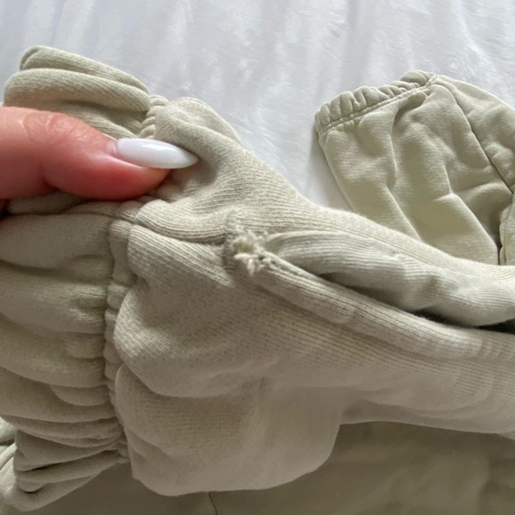 SET ACTIVE Sweats - Picture 3 of 3